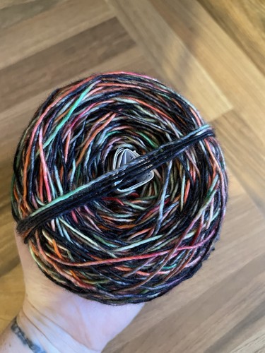 Hand dyed 100 - hand, merino