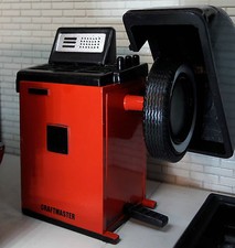 G LGB 1:24 Scale Tyre Fitting