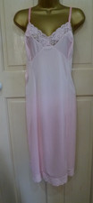 VINTAGE MADE IN ENGLAND PRETTY PINK SIKY NYLON LONG FULL SLIP PRETTY LACE 18-20