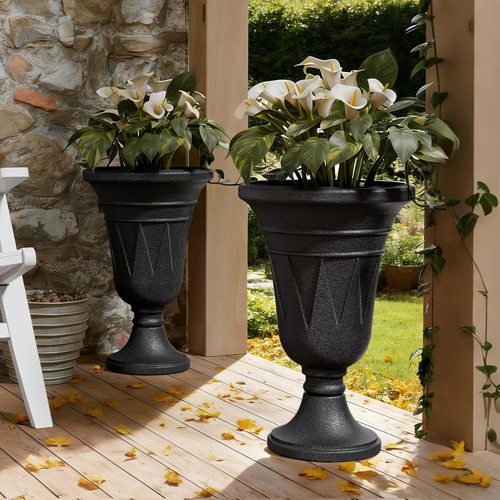 Set vintage tall urn - of,