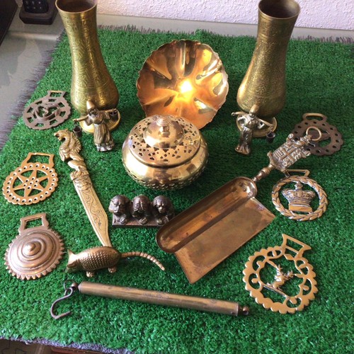Vintage brass ware decorative - ware,