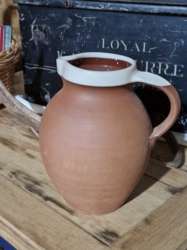 Vintage lovely clay jug - ,