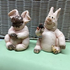 2x piggin pigs figurine phobia