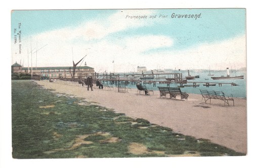 Gravesend promenade and pier - promenade,