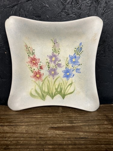 Vintage hand painted trinket - hand,
