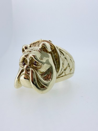 Heavy mens 9ct gold bulldog - heavy,