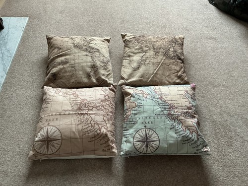 Set square cushions - of,