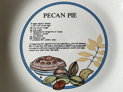 Pecan pie plate with - plate, ~