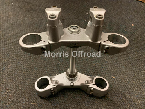 Used beta rev3 triple clamps - used,