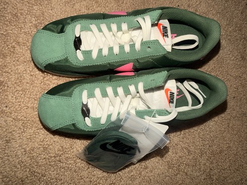 New women size nike - 7, cortez