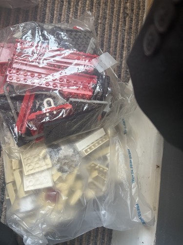Random loose lego pieces beige - random,