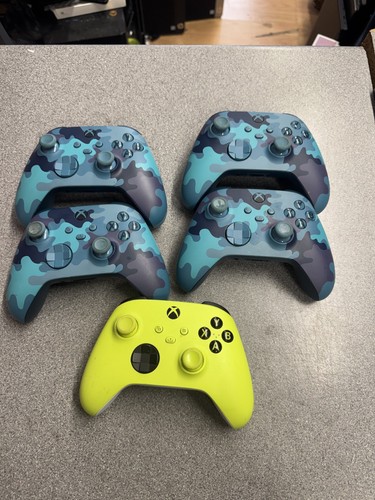Xbox series s controllers - xbox,