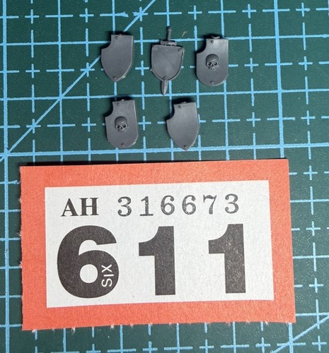 Space marine tilt plate shield - tilt,