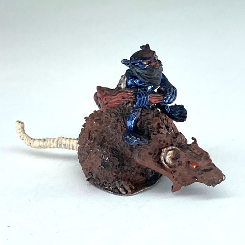 Giant rat rider - giant,