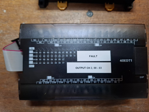 Omron cp1w 40edt1 plc - ,,