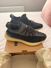 adidas Yeezy Boost 350 V2