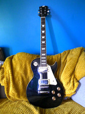 NEVADA  (Les Paul type)  Electric Guitar.. Black-Cream.. Plays Well. ... GC