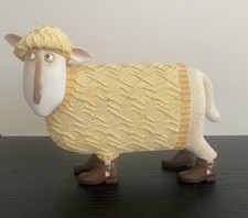 Border Fine Arts A7975 “Ewe