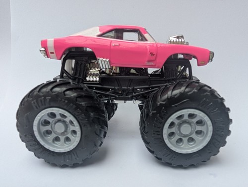 Monster jam hot wheels - jam,
