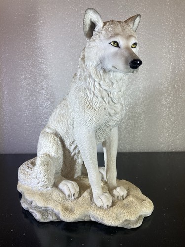 Willow hall ghost wolf statue - willow,