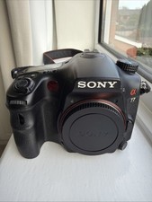 Sony Alpha SLT-A77V 24.3MP
