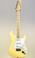 Fender Japan Exclusive Yngwie