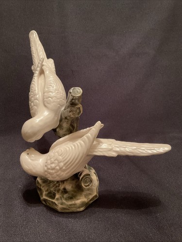 Beautiful porcelain parakeet - beautiful,