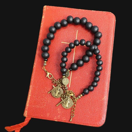 Ebony wood beads - ebony, st