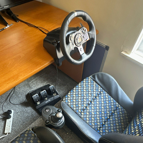 Logitech g920 racing wheel - logitech,