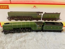 Hornby r3983 lner class - hornby, p2