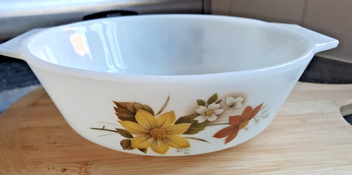 Pyrex autumn glory - pyrex, serving