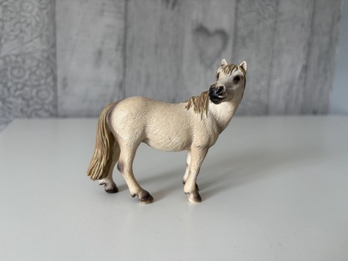 Rare retired schleich camargue - rare,