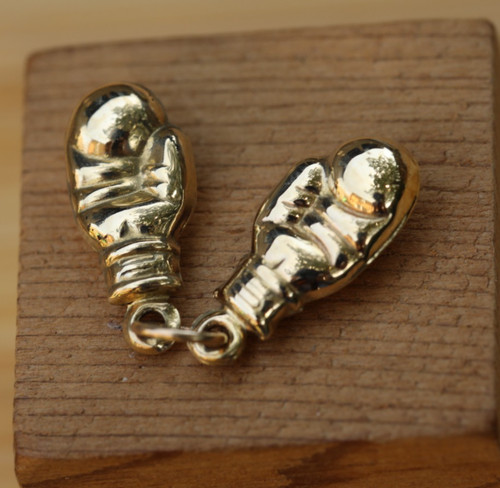 9ct solid yellow gold - 9ct,