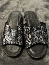 Flyflot Ladies Black/silver Pattern Slip On Shoes Uk Size 4