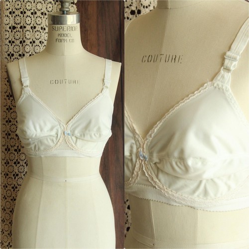 Vintage 1980s 1990s - bra,, white