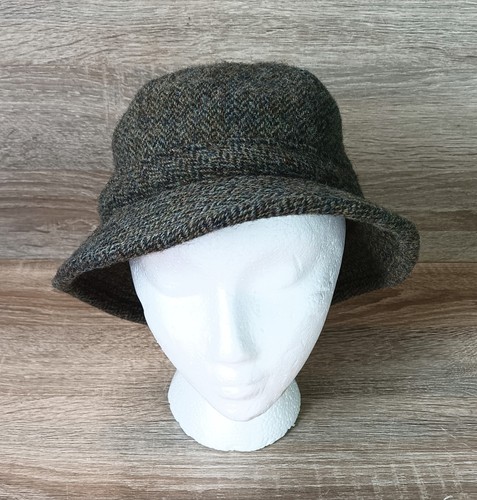 Lock hatters by - &,
