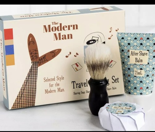 Modern men travel - men's',