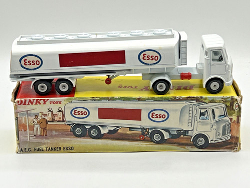 T499 dinky no945 - no945, esso
