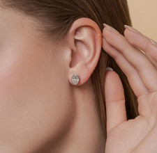 2 Carat Oval Diamond Bezel