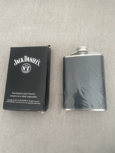Jack daniel old 7 hip - daniel’s,