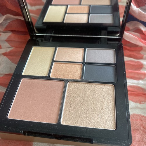 No7 dazzle and glow face - and,