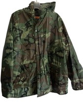 Men’s Ozark Trail Hooded Camo Rain Coat Jacket Size Medium  Oversized Med