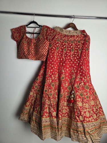 Meena bazaar lehenga - meena, choli