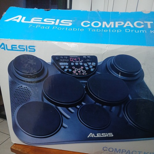Alesis compact kit - 7, portable