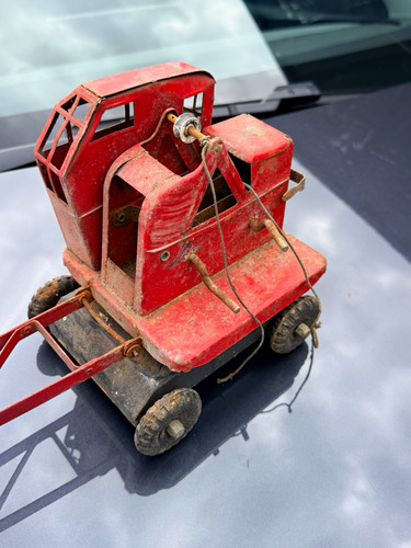 Jones vintage mobile crane - jones,