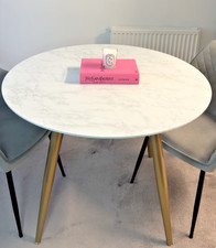 Stylish round marble effect - round, marble-effect