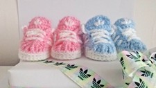 BABY CROCHET KNITTING HAND