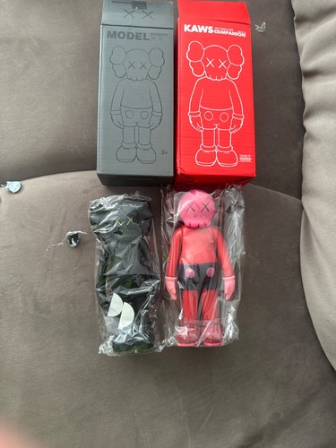 Kaws black and red - kaws,