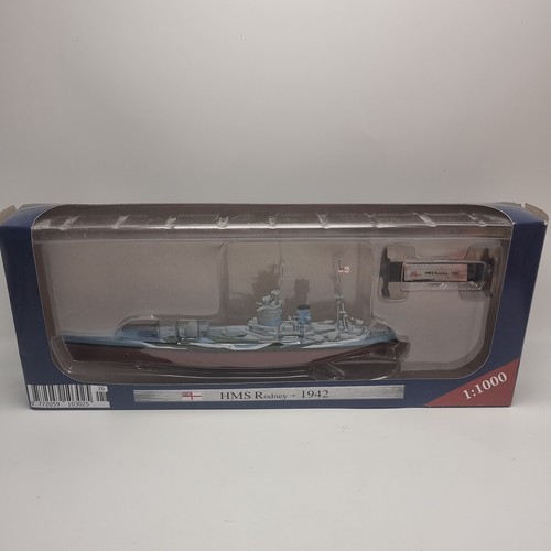 Collectors model warships - model,