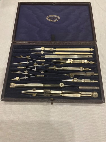 Antique drawing instrument set